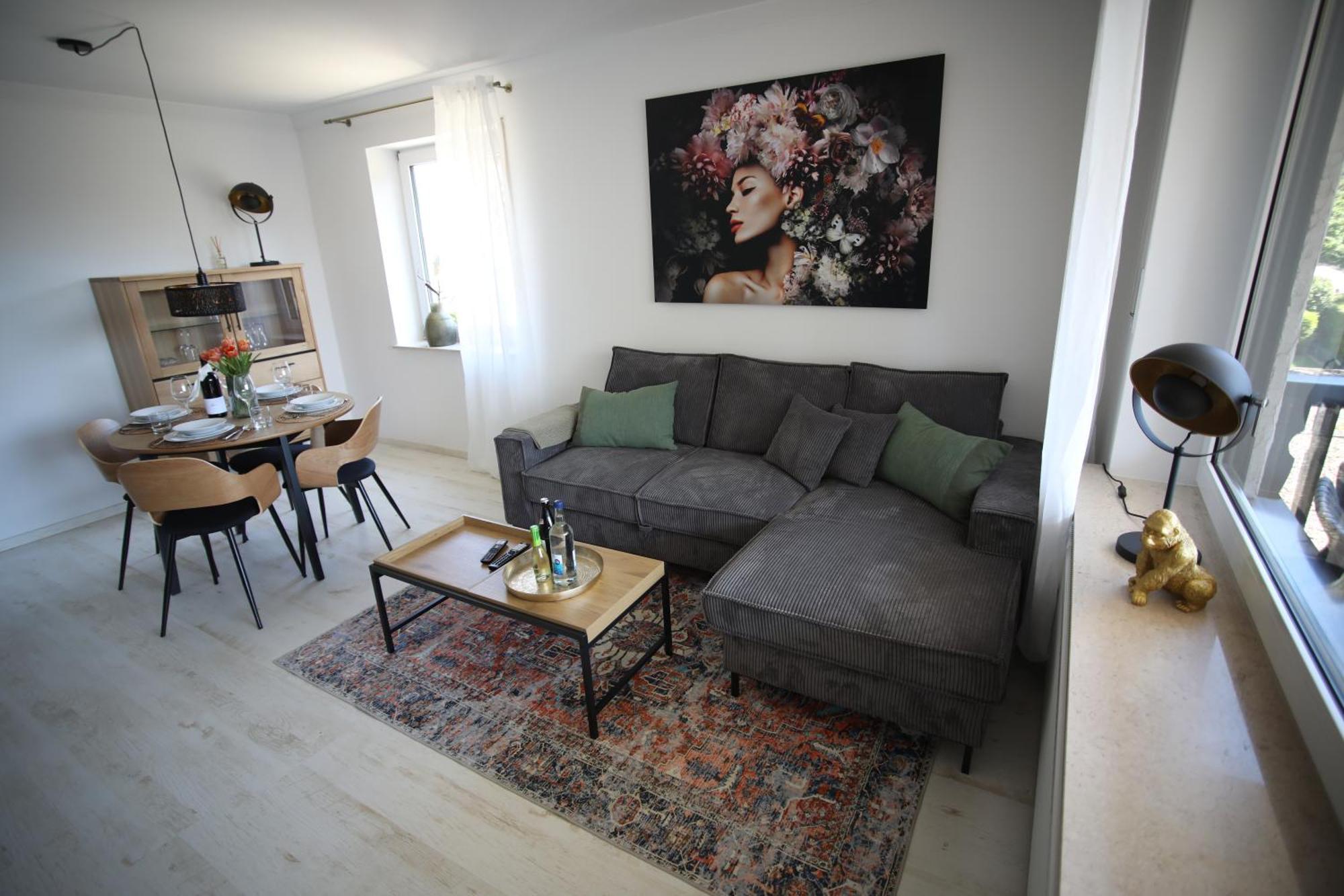 Apartamento Zentral - Gemuetlich - Kueche - Balkon - Garage Bad Lippspringe Exterior foto