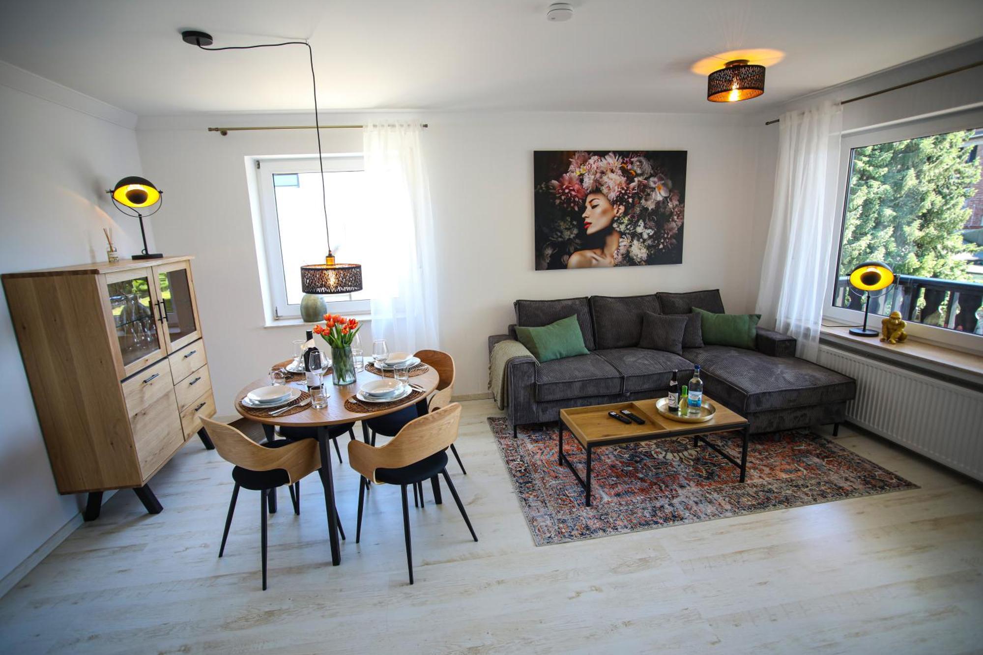Apartamento Zentral - Gemuetlich - Kueche - Balkon - Garage Bad Lippspringe Exterior foto